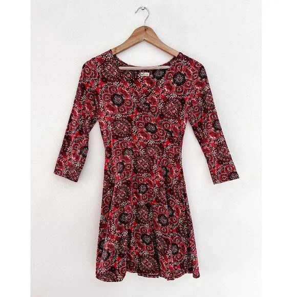hollister floral skater dress Hollister V Neck Faux Wrap Bohemian Style Floral Skater Sundress
